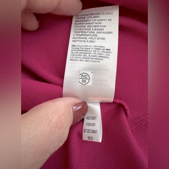 Chicos Elbow Sleeve Tee fuschia pink, Size 1 (8/10) - Picture 6 of 6